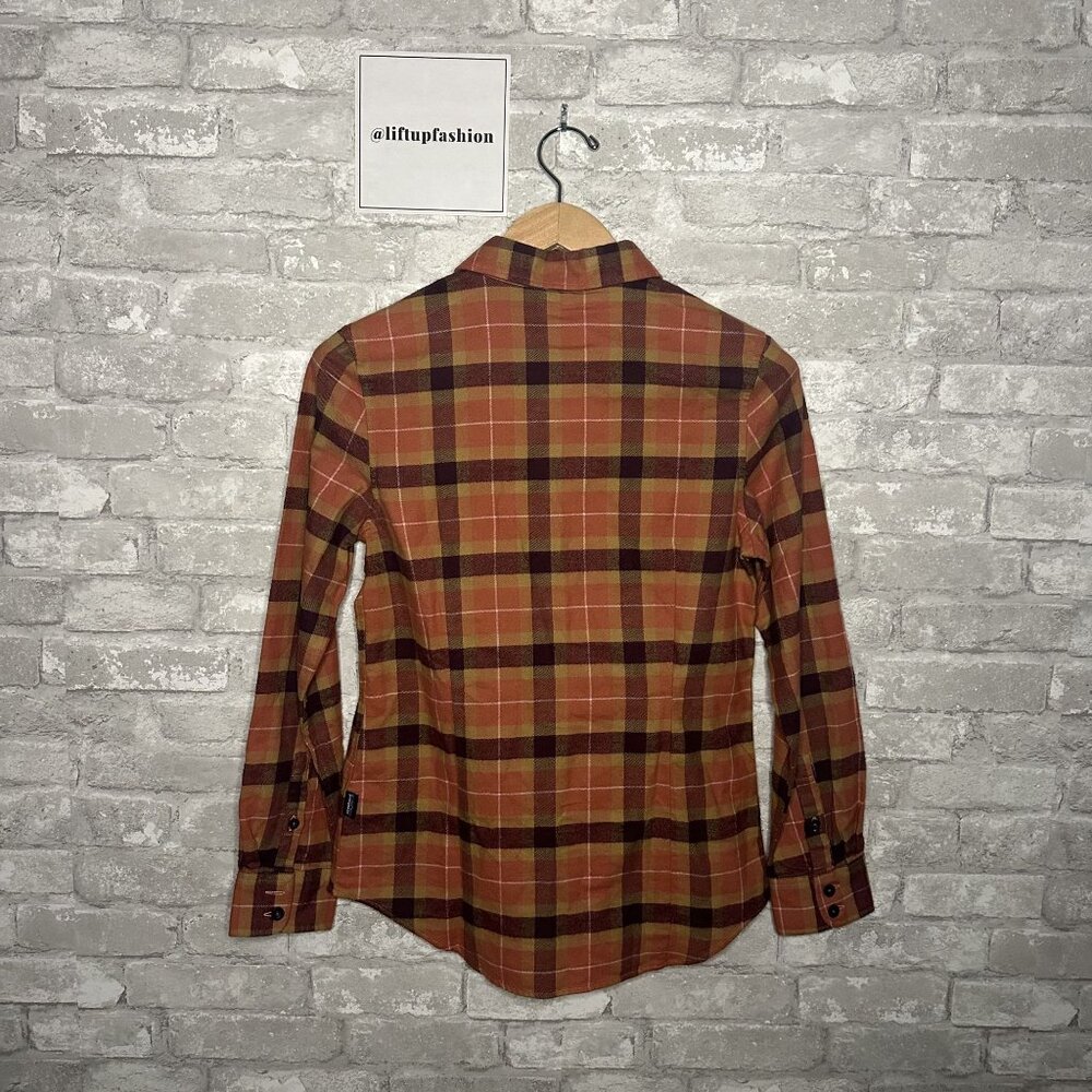 Patagonia Womens LS Organic Cotton Midweight Fjord Flannel NWT Size XS (Burl Red - Picture 8 of 15